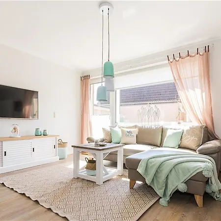 Strandlust Casa de Férias *